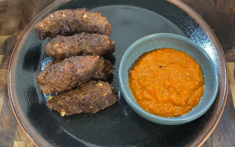 schnelles_cevapcici_henssler_style.png schnelles_cevapcici_henssler_style.png
